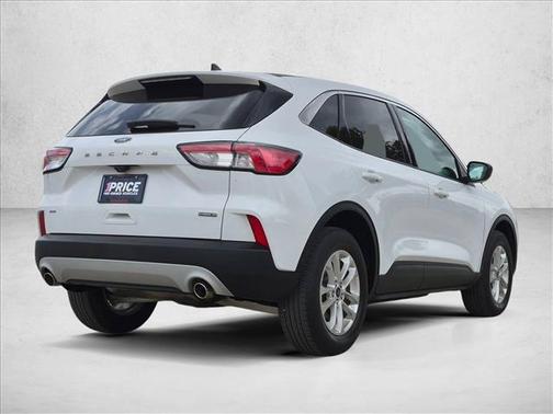 Oxford White 2022 Ford Escape SE