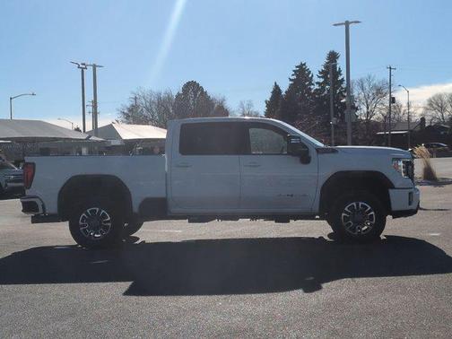 2022 GMC Sierra 2500 AT4