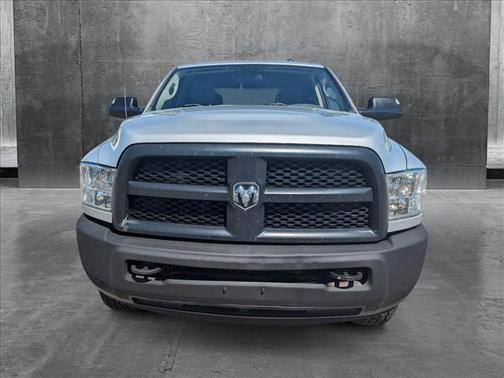 2017 RAM 2500 Tradesman Crew Cab 4x4 8' Box