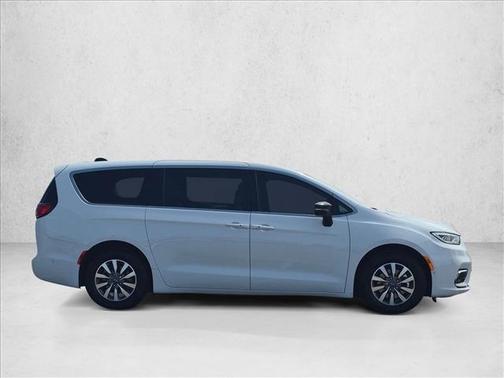 Bright White Clearcoat 2025 Chrysler Pacifica Hybrid Select