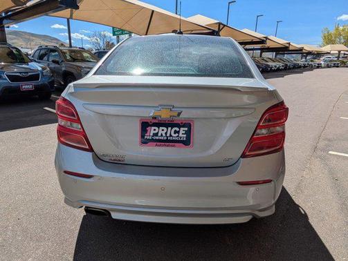 Silver Ice Metallic 2017 Chevrolet Sonic LT