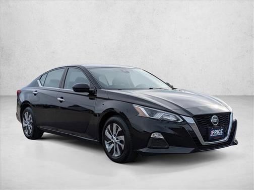 Super Black 2021 Nissan Altima S FWD