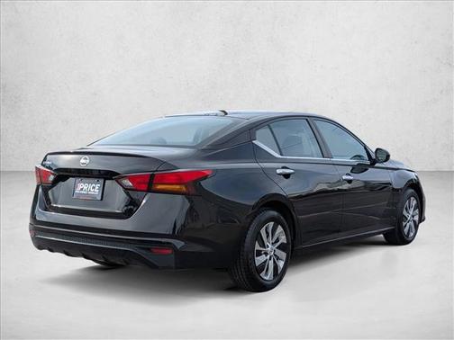 Super Black 2021 Nissan Altima S FWD