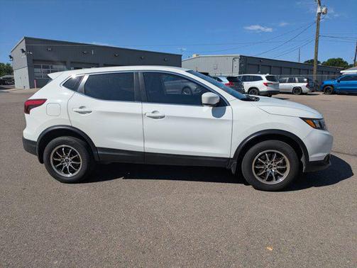 2018 Nissan Rogue Sport S