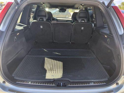 2018 Volvo XC90 T5 R-Design