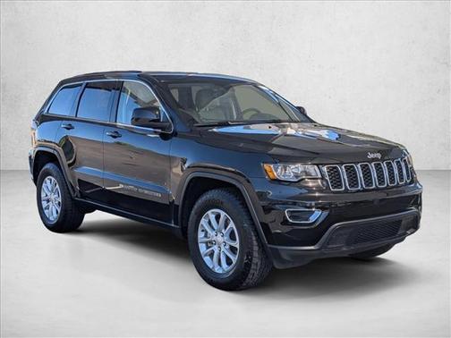 2022 Jeep Grand Cherokee Laredo