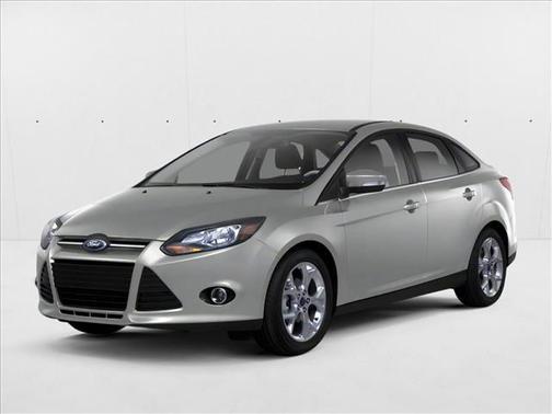 Ingot Silver Metallic 2012 Ford Focus SEL