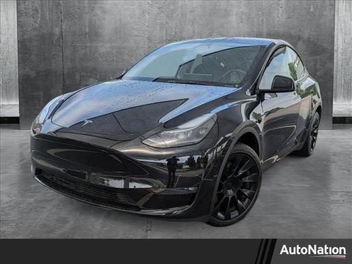 2023 Tesla Model Y Long Range Dual Motor All-Wheel Drive