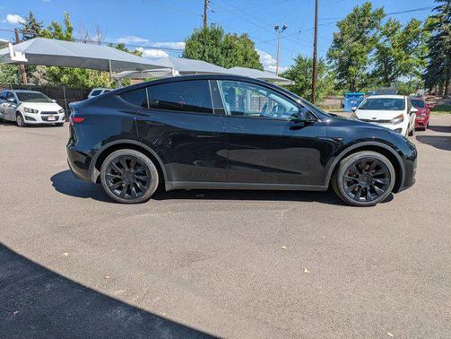 2023 Tesla Model Y Long Range Dual Motor All-Wheel Drive