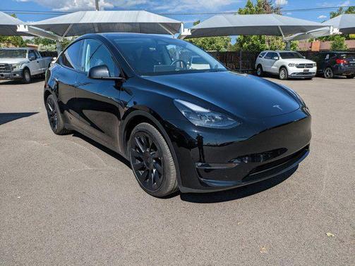 2023 Tesla Model Y Long Range Dual Motor All-Wheel Drive
