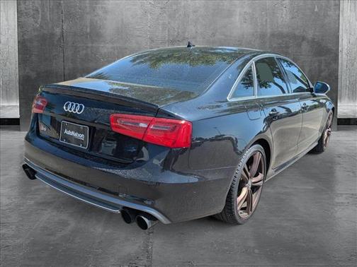 2013 Audi S6 4.0T Prestige