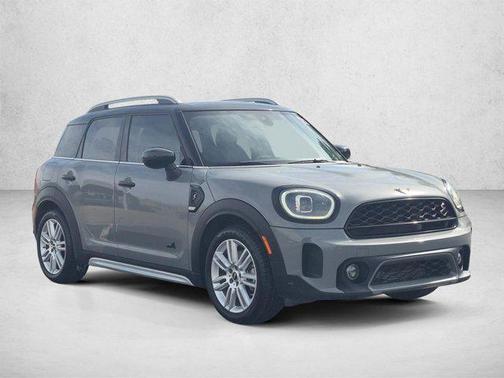 Moonwalk Grey Metallic 2023 MINI Countryman Cooper S ALL4