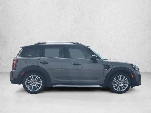 Moonwalk Grey Metallic 2023 MINI Countryman Cooper S ALL4