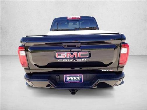 2023 GMC Canyon AT4