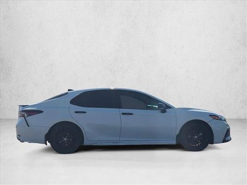 White 2022 Toyota Camry SE