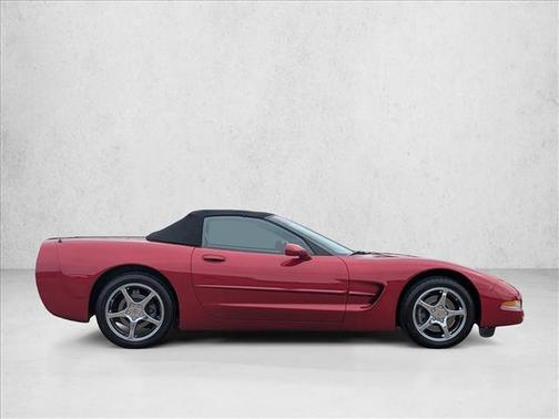 Magnetic Red Metallic 2000 Chevrolet Corvette Base