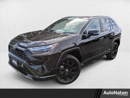 2023 Toyota RAV4 Hybrid SE