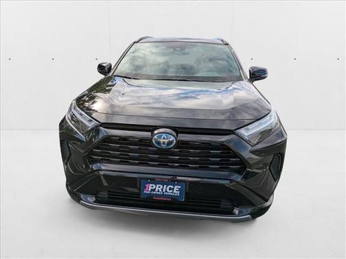 2023 Toyota RAV4 Hybrid SE