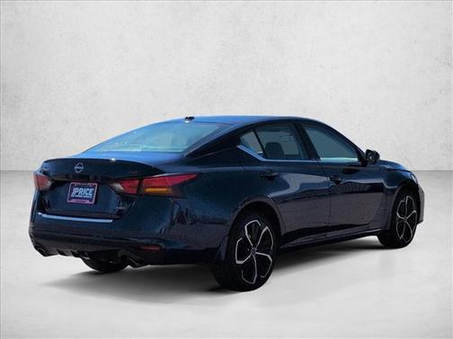 2023 Nissan Altima SR Intelligent AWD