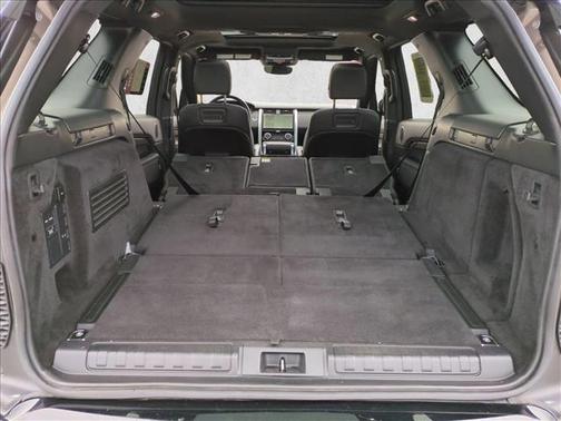 2021 Land Rover Discovery P360 S R-Dynamic