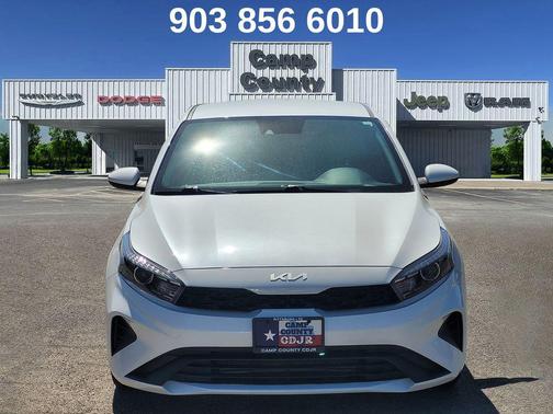 Snow White Pearl 2024 Kia Forte LXS