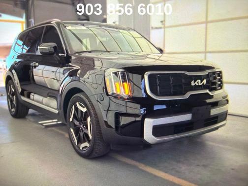 Ebony Black 2024 Kia Telluride S