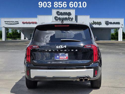 Ebony Black 2024 Kia Telluride S