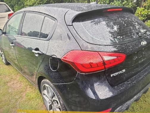 2016 Kia Forte SX