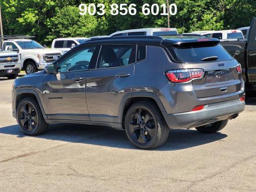 Granite Crystal Metallic Clearcoat 2021 Jeep Compass Latitude