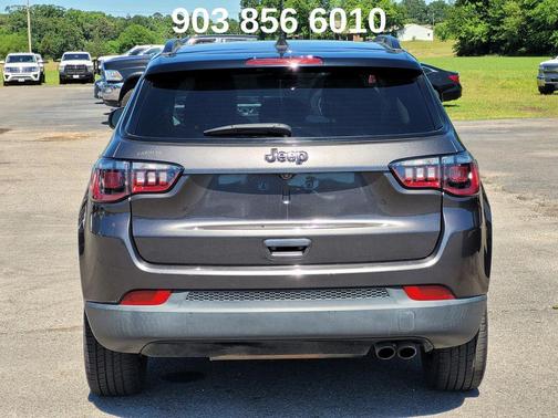 Granite Crystal Metallic Clearcoat 2021 Jeep Compass Latitude