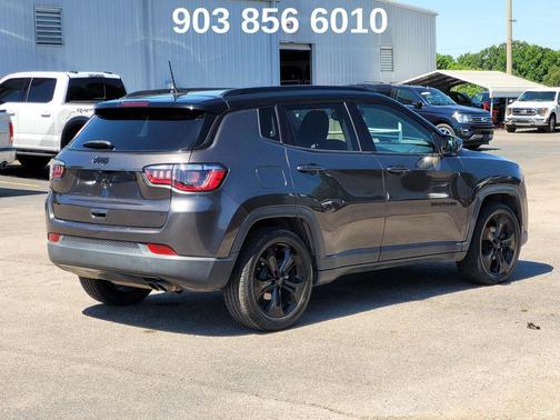 Granite Crystal Metallic Clearcoat 2021 Jeep Compass Latitude