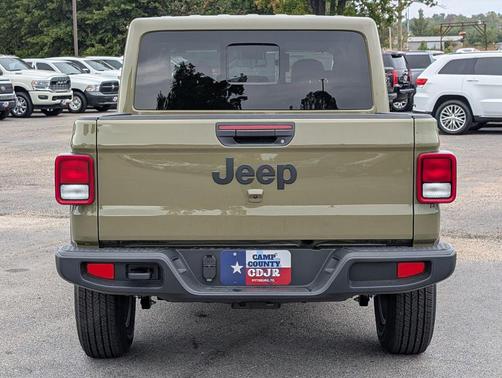 2025 Jeep Gladiator Sport S
