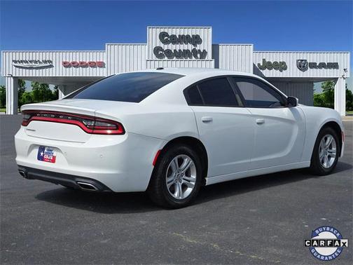 2017 Dodge Charger SE