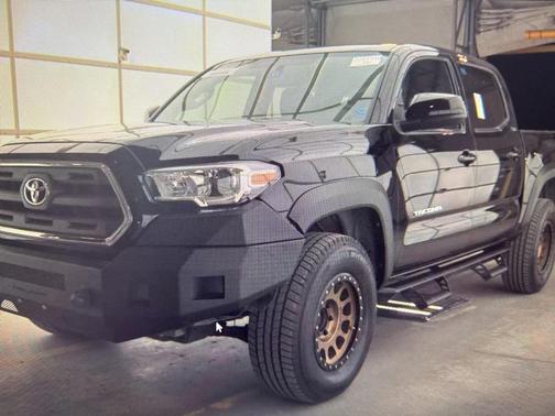 2017 Toyota Tacoma SR5