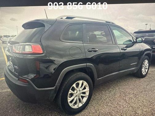 Diamond Black Crystal Pearlcoat 2021 Jeep Cherokee Latitude