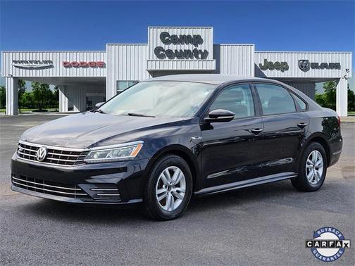 2018 Volkswagen Passat 2.0T R-Line