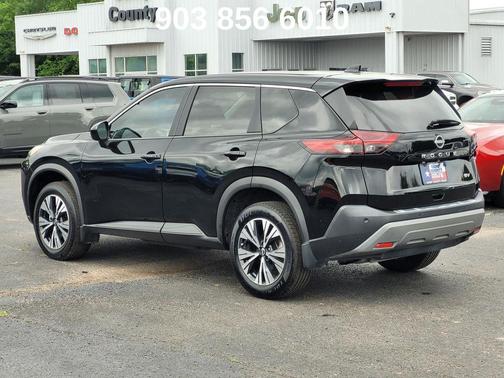 Super Black 2023 Nissan Rogue SV