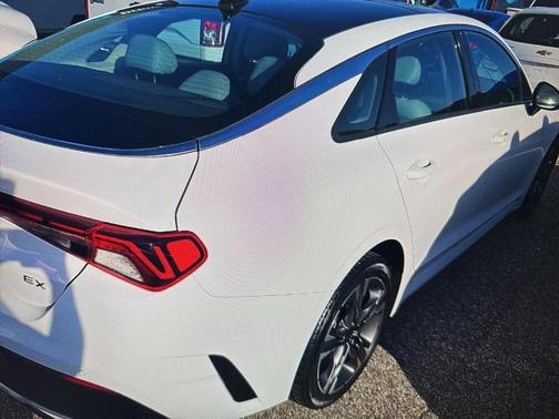 2021 Kia K5 EX