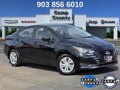 Super Black 2024 Nissan Versa 1.6 S