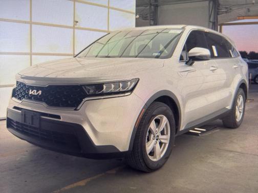 2022 Kia Sorento LX