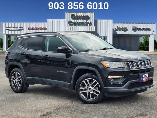 Diamond Black Crystal Pearlcoat 2017 Jeep New Compass Latitude