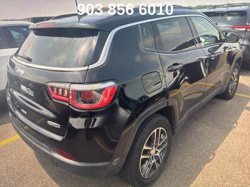 Diamond Black Crystal Pearlcoat 2017 Jeep New Compass Latitude