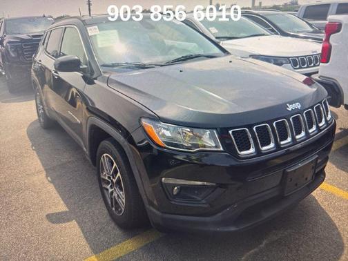 Diamond Black Crystal Pearlcoat 2017 Jeep New Compass Latitude