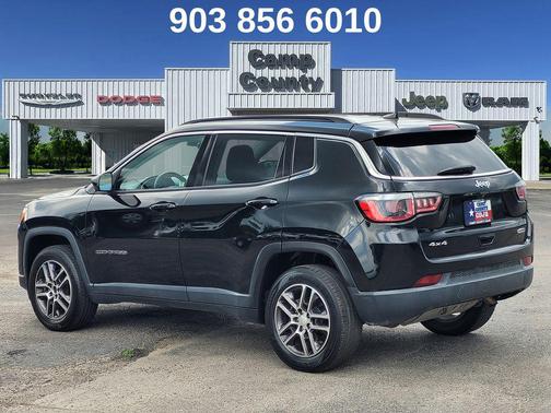 Diamond Black Crystal Pearlcoat 2017 Jeep New Compass Latitude