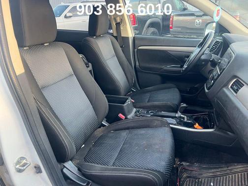 2018 Mitsubishi Outlander SE