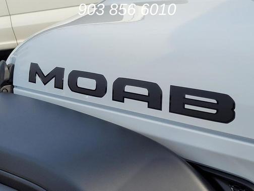 Bright White Clearcoat 2026 Jeep Wrangler 4-Door Moab 392 4x4
