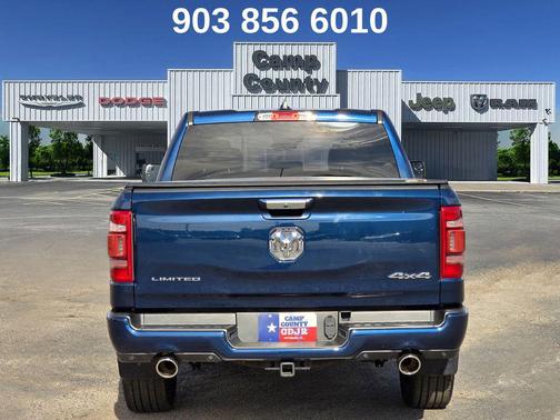 Patriot Blue Pearlcoat 2022 RAM 1500 Limited
