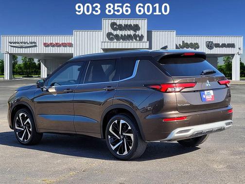 Deep Bronze Metallic 2022 Mitsubishi Outlander SEL 2.5 2WD