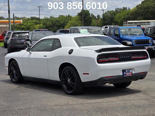 White Knuckle Clearcoat 2018 Dodge Challenger GT
