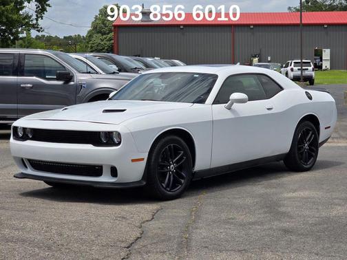 White Knuckle Clearcoat 2018 Dodge Challenger GT